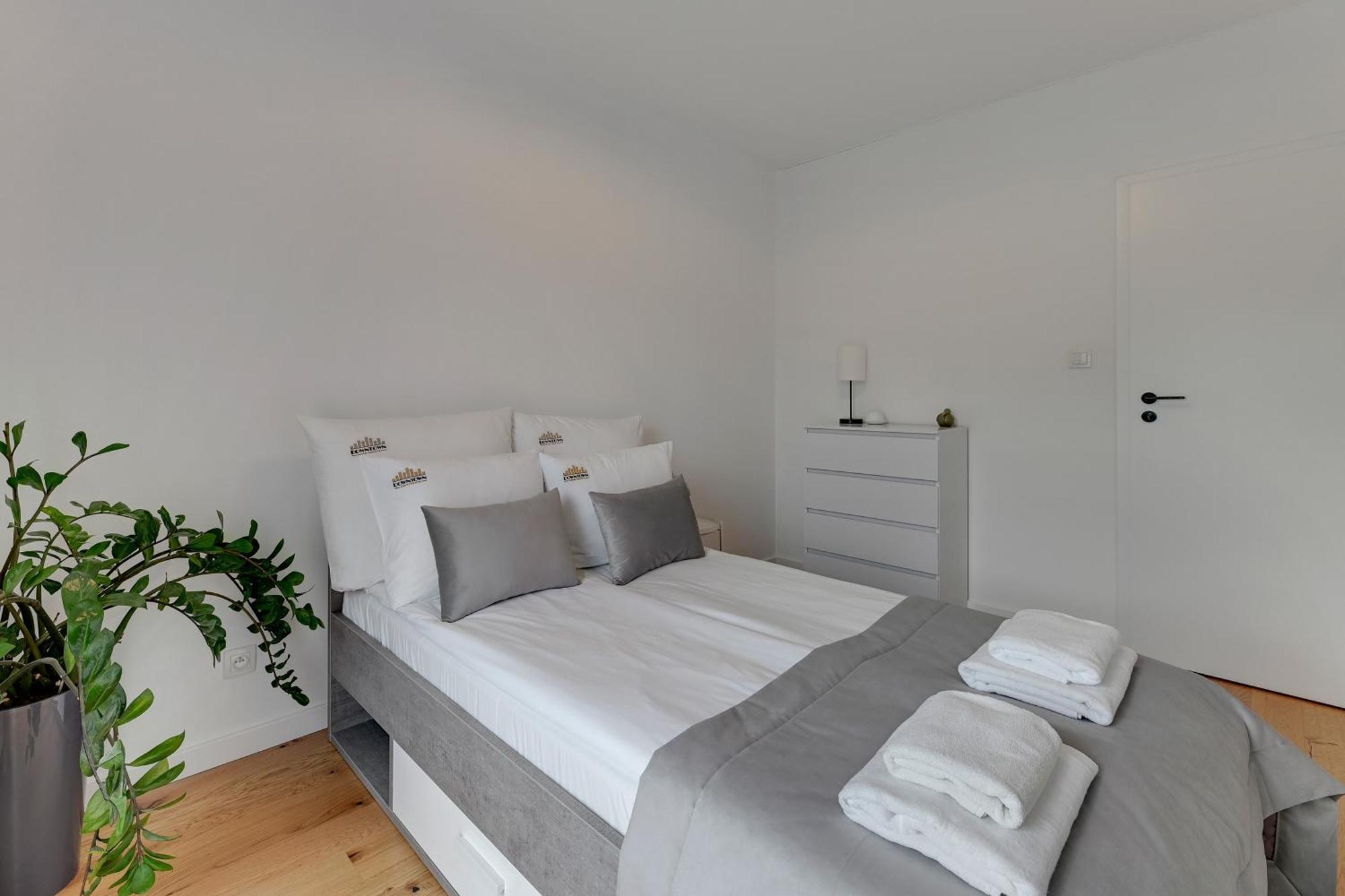 Nadmotlawie Riverside - Sauna, Gym & Parking By Downtown Apartments Danzica Esterno foto